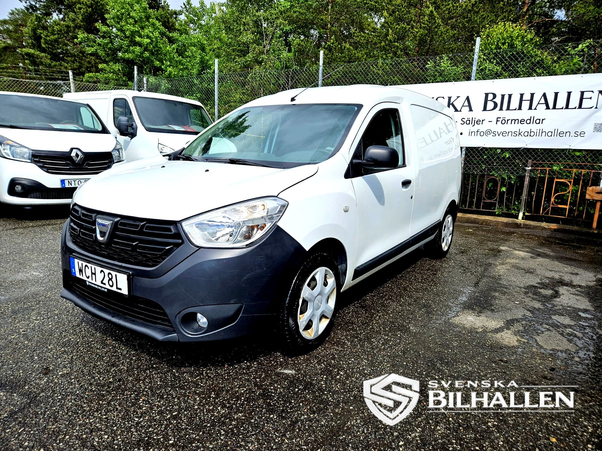 Dacia Dokker Express 1.5 Blue dCi Nybesiktad Nyservad S/V Hjul