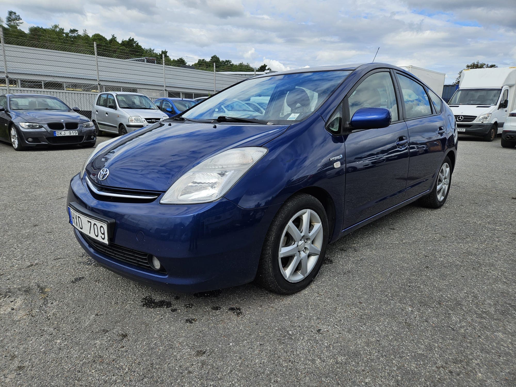 Toyota Prius Liftback 1.5 Nybesiktad Nyservad